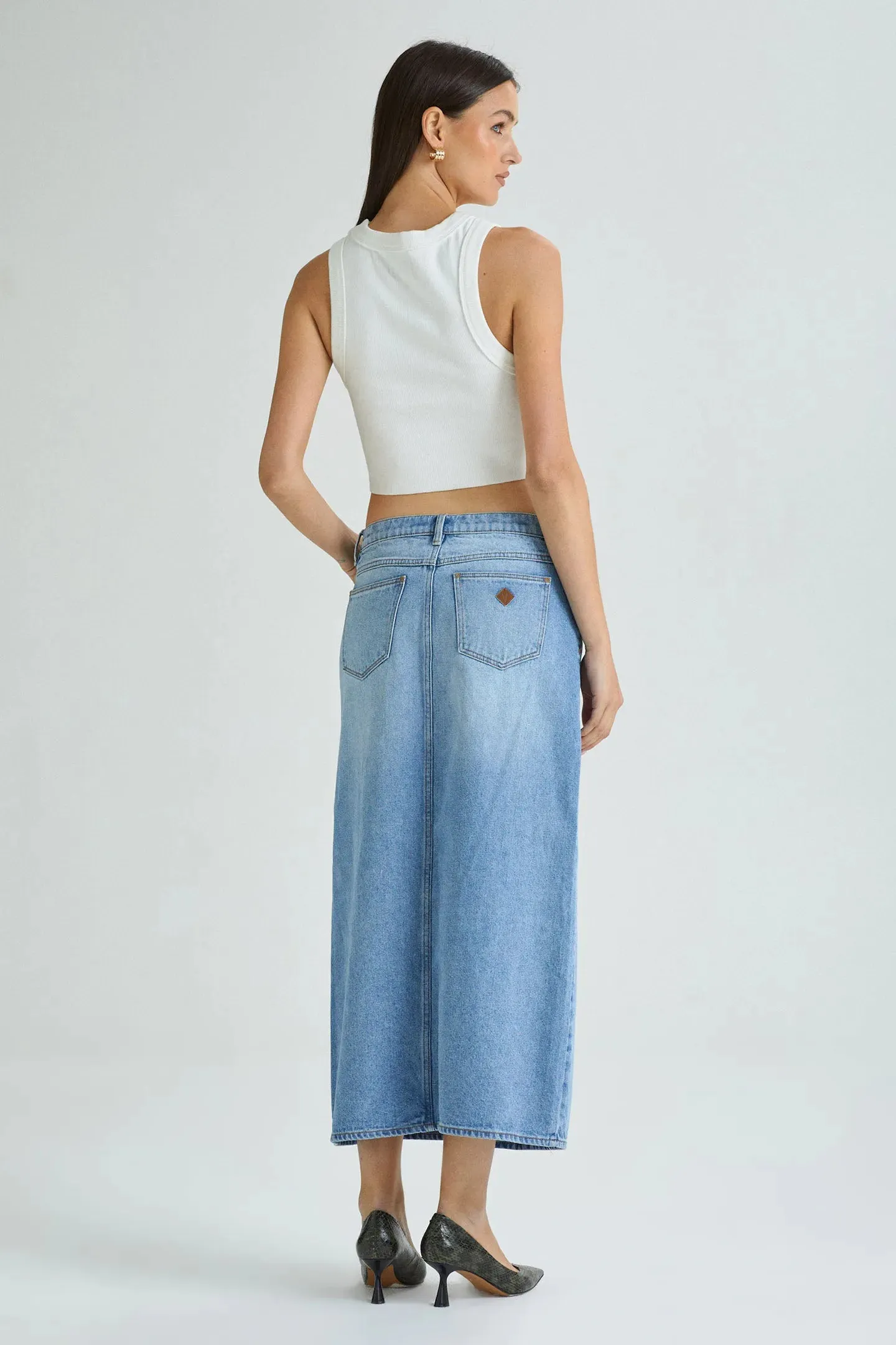 Abrand 99 Low Maxi Skirt - Sylvie Distressed Light Denim