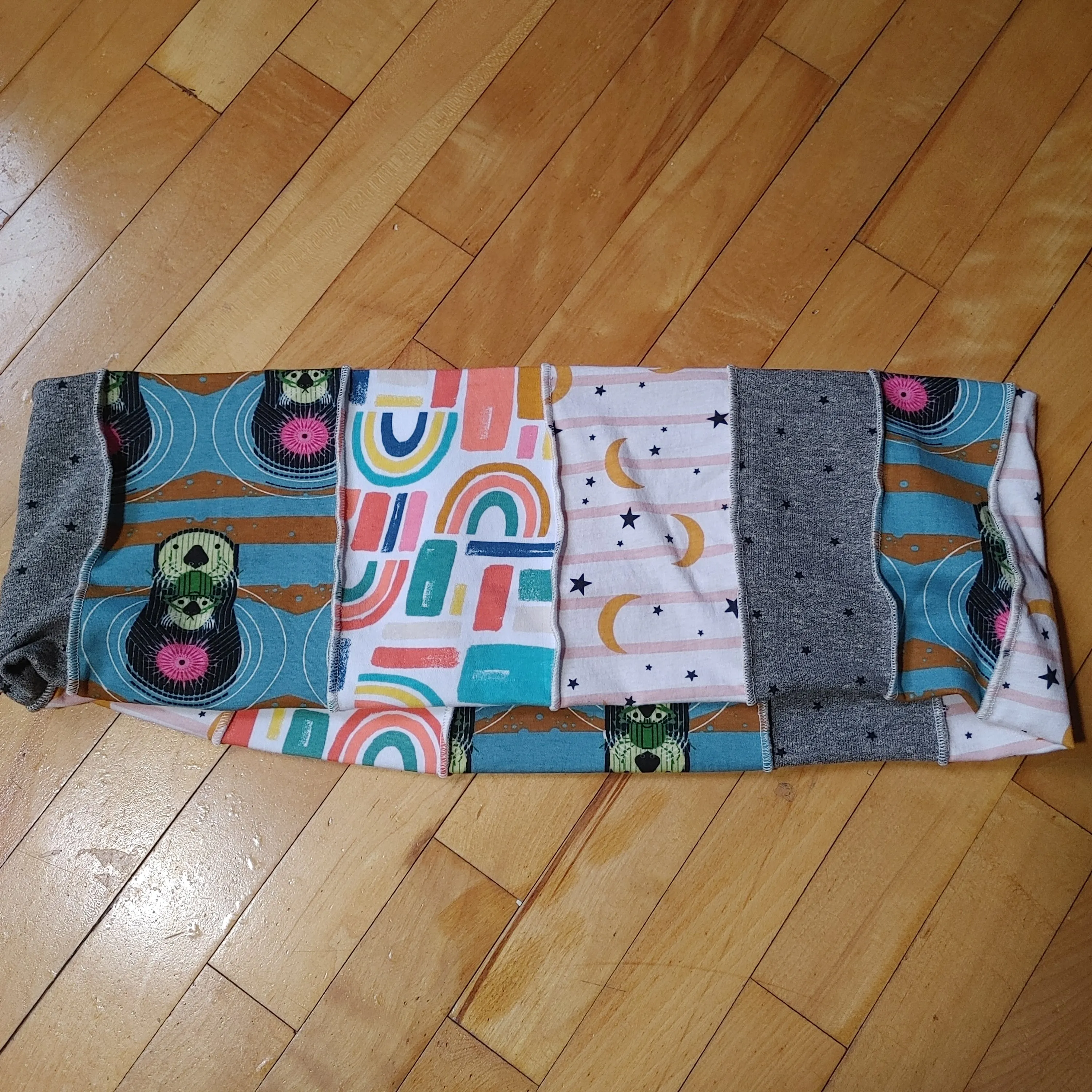 Blocks/Stars/Otters Infinity Scarf