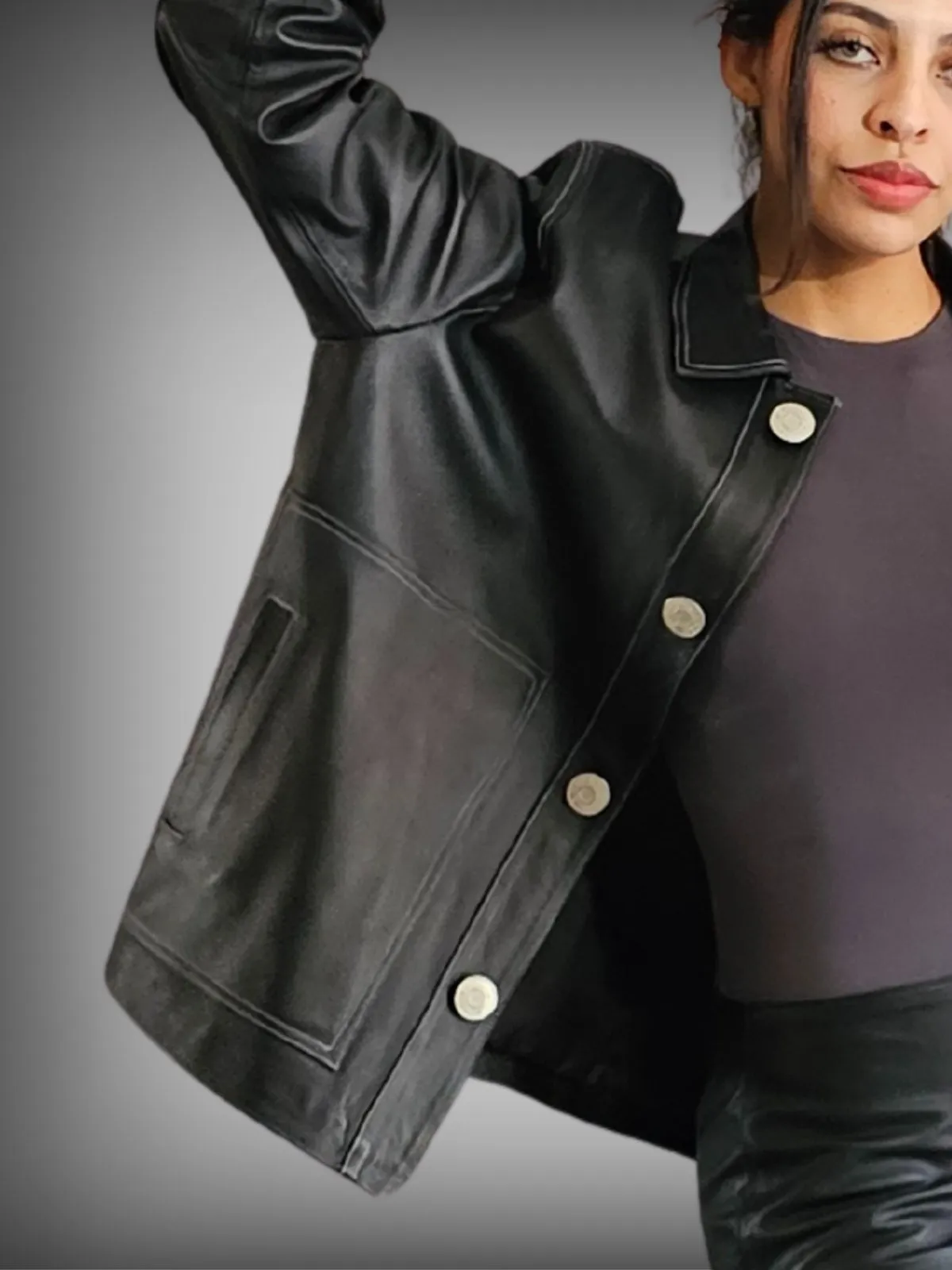 Handcrafted Oversized Sheepskin Leather Trucker Jacket – Stylish & Timeless