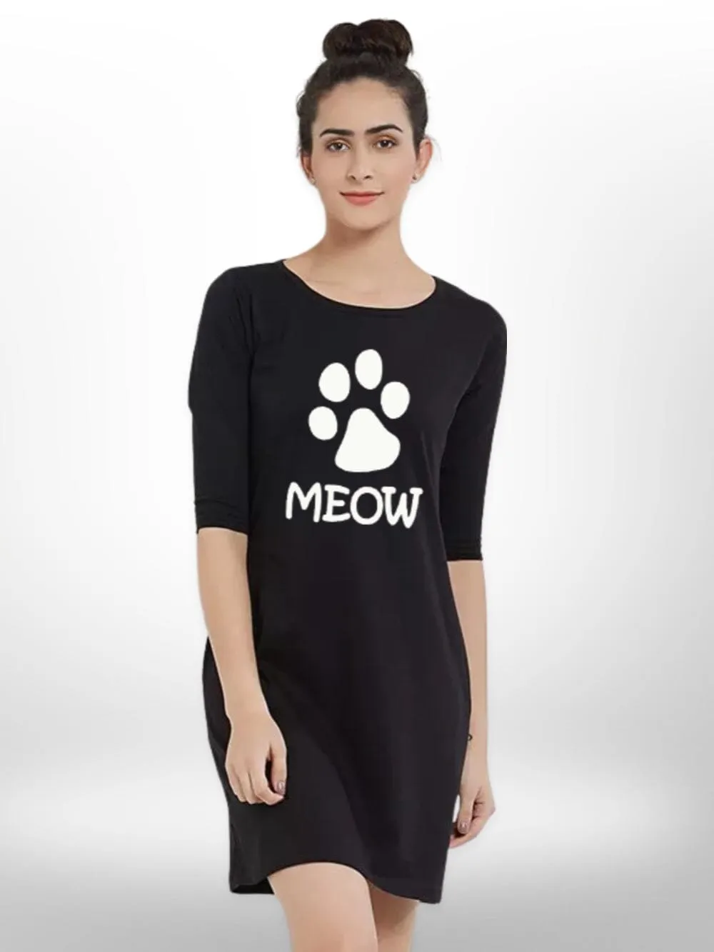 MEOW LEG PRINT THREE QUARTER SLEEVE SIDE POCKET T-SHIRT FOR WOMEN'S