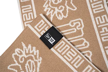 NEW ERA DRAGON ALL OVER PRINT BEIGE KNIT SCARF